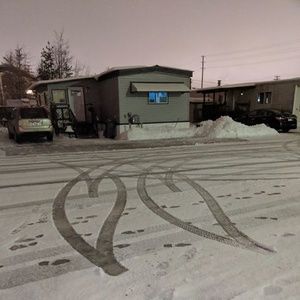 Meet your Posher, Leslie